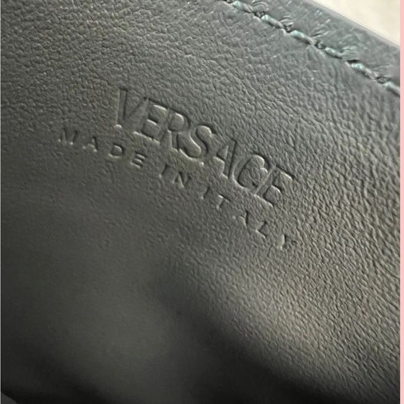 ❌SOLD❌AUTHENTIC VERSACE CROC EMBOSSED GRECA GODDESS CARD HOLDER GRAY - NEW - Picture 6 of 8